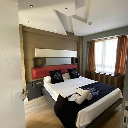 The Sisli Corner Park Inn Istanbul Exterior photo