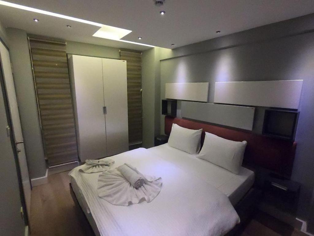 The Sisli Corner Park Inn Istanbul Exterior photo